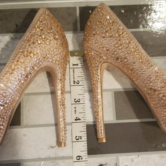 Lauren Lorraine Embellished Pumps - Picture 8 of 8